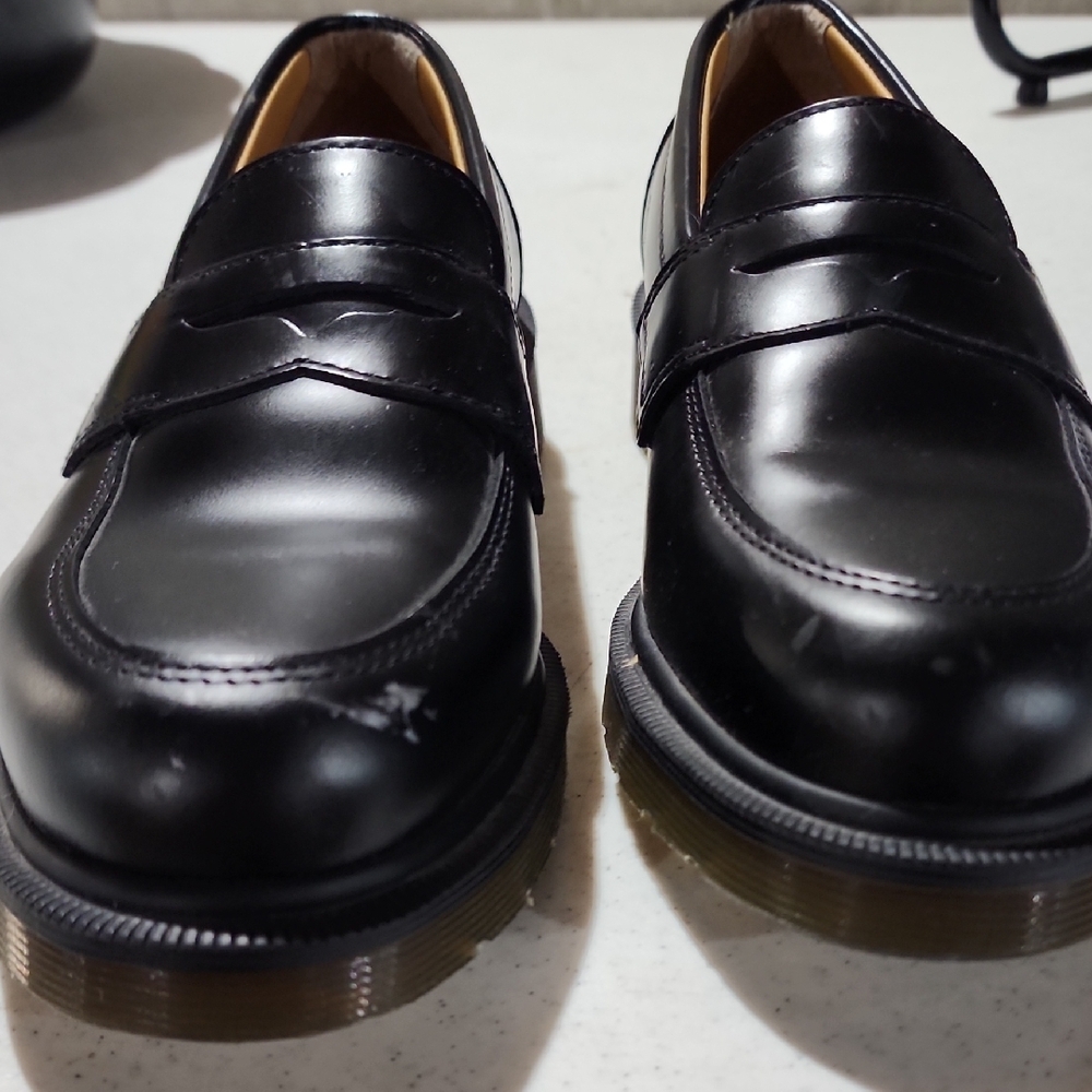 Dr. Martens Black Loafrers Womens Size 5.